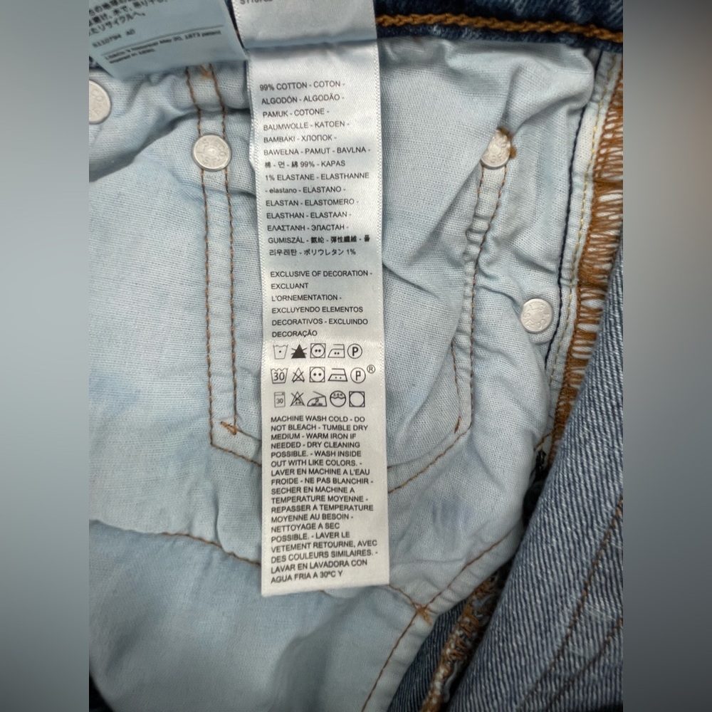 Levi’s Strauss 501 Classic Blue Denim Jeans - Picture 9 of 10